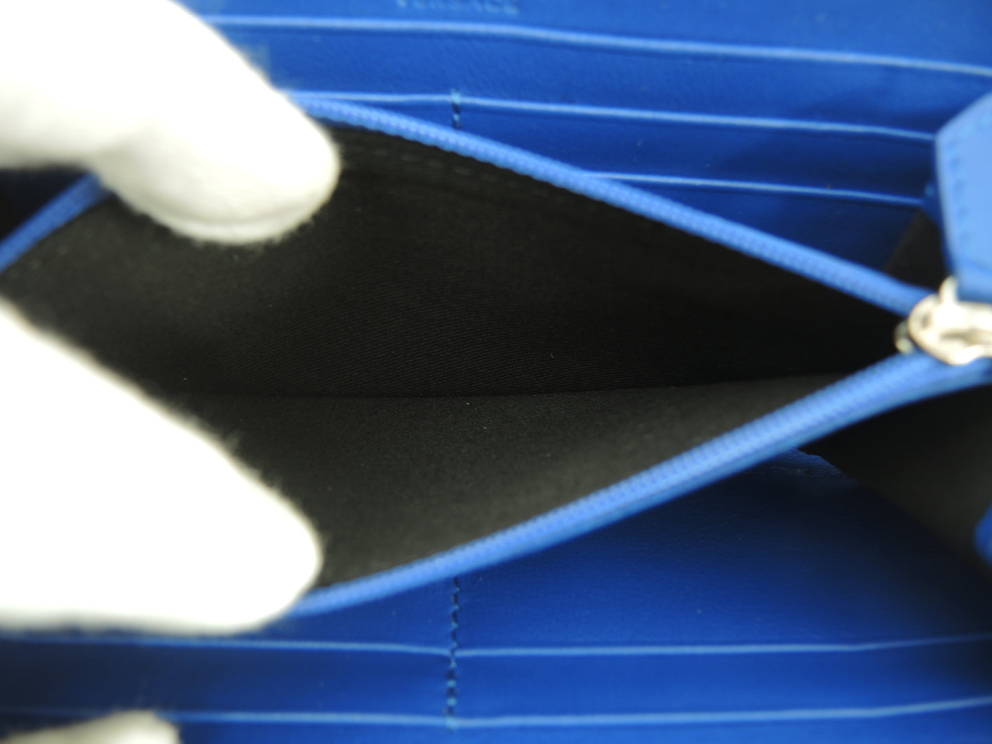 ヴェルサスヴェルサーチ ラウンドジップ長財布 リング金具 レザー青 ロングウォレット 未使用@ 1