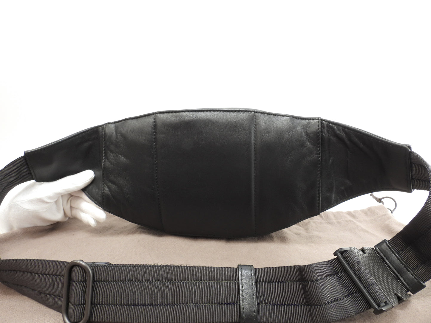 ボッテガヴェネタ ボディバッグ イントレチャート レザー黒 斜掛ショルダーバッグバムバッグ@B07843435K