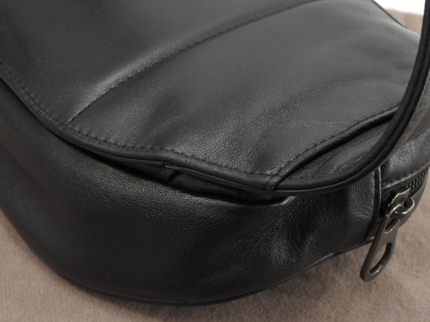 ボッテガヴェネタ ボディバッグ イントレチャート レザー黒 斜掛ショルダーバッグバムバッグ@B07843435K