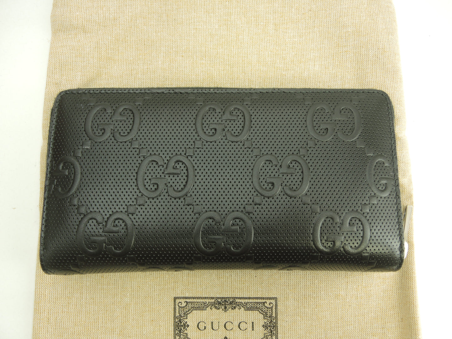 グッチ ロングウォレット ビッグGGエンボス レザー黒 ラウンドジップ長財布 未使用@ 1