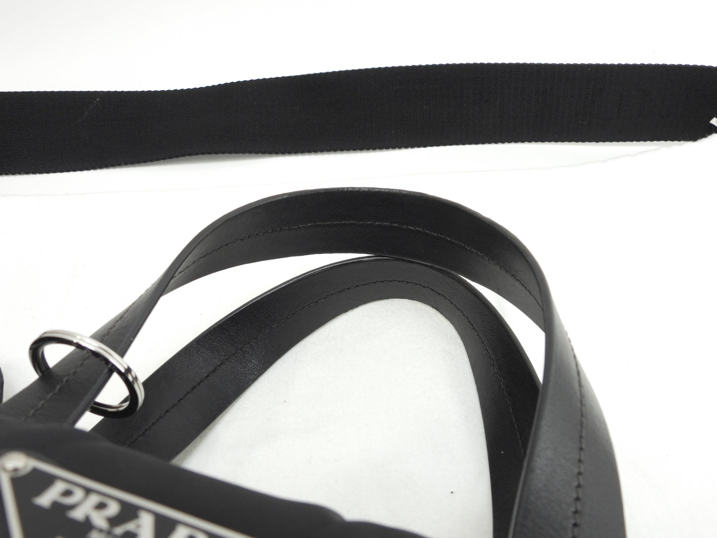 プラダ s付ハンドバッグ ボンバー ナイロン革黒 ショルダーストラップ付ミニトートバッグ@215