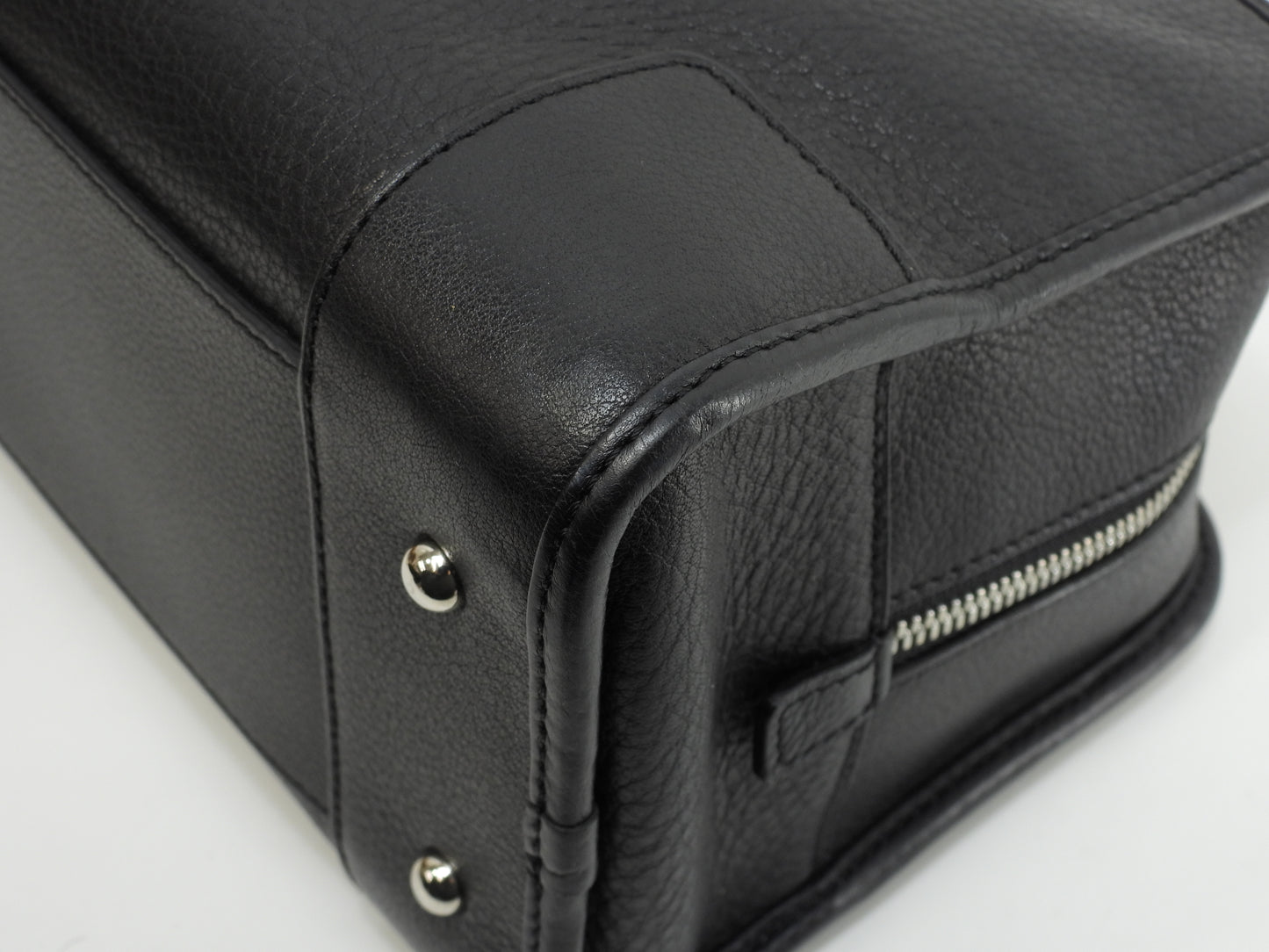 ロエベ アマソナ28 シルバー金具 型押レザー黒 ハンドバッグ アナグラム@011107