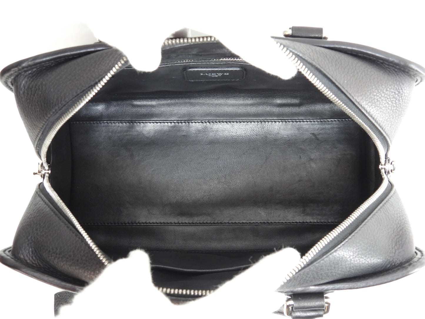 ロエベ アマソナ28 シルバー金具 型押レザー黒 ハンドバッグ アナグラム@011107