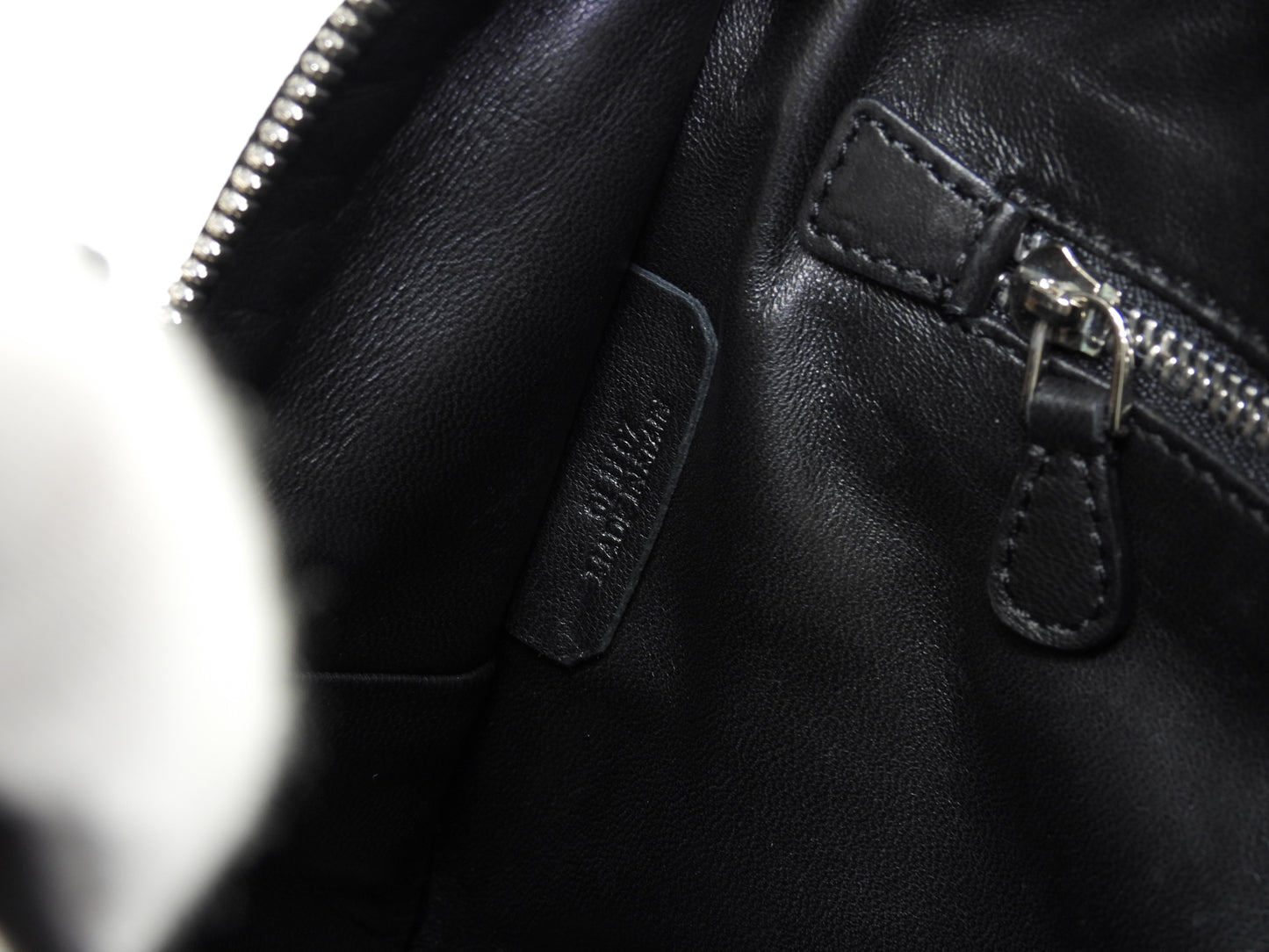 ロエベ アマソナ28 シルバー金具 型押レザー黒 ハンドバッグ アナグラム@011107