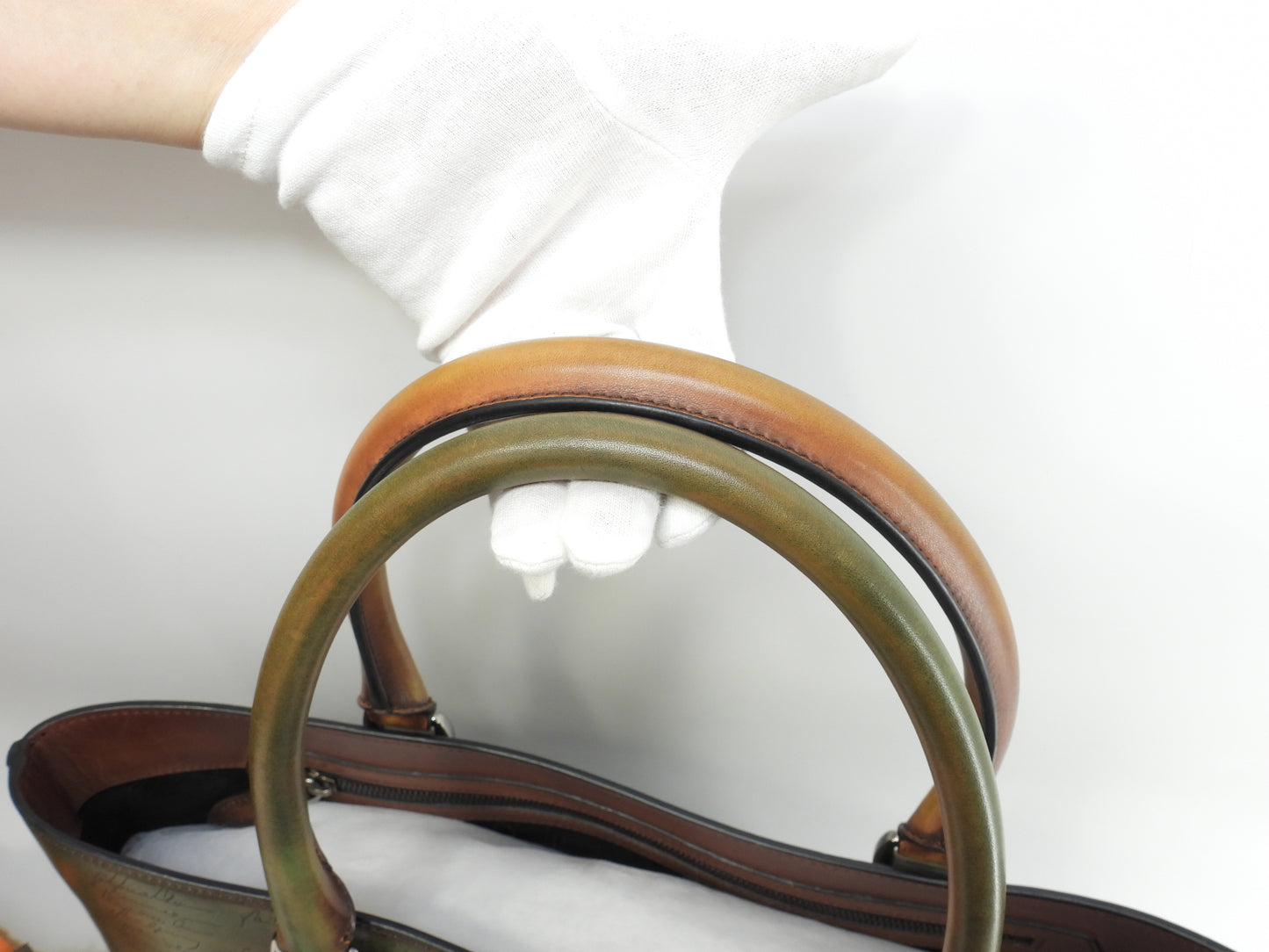 ベルルッティ トゥジュール カリグラフィ レザー緑茶 メンズ トートバッグ 新型 極美品@A0230P