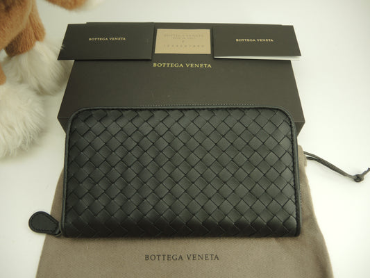 Bottega Veneta Long Wallet Intrecciato Leather Black Zip Long Wallet New @P00271629K