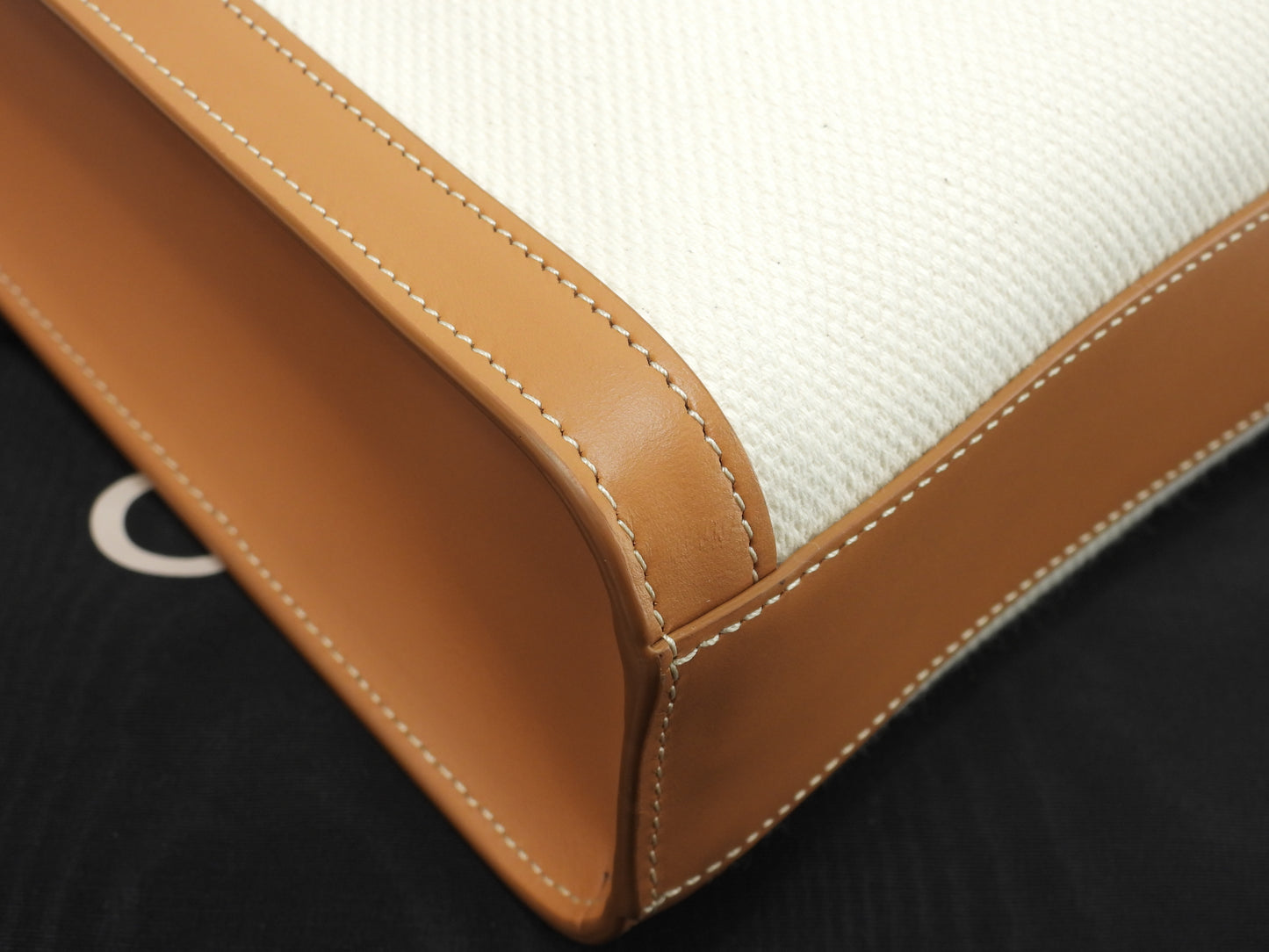 セリーヌ ミディアムバーティカルカバ コットン白 レザー茶 s付ハンドバッグ トートバッグ@S-AN-0212