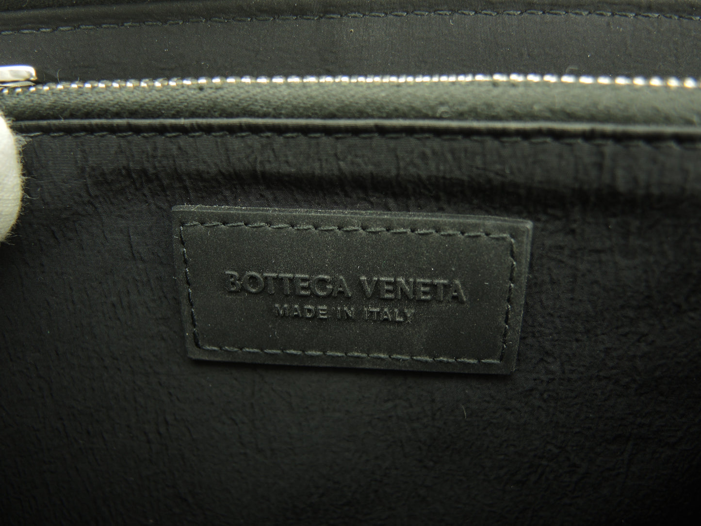 ボッテガヴェネタ ロングウォレット カセット レザー黒 ジップ長財布 未使用@P02246432R