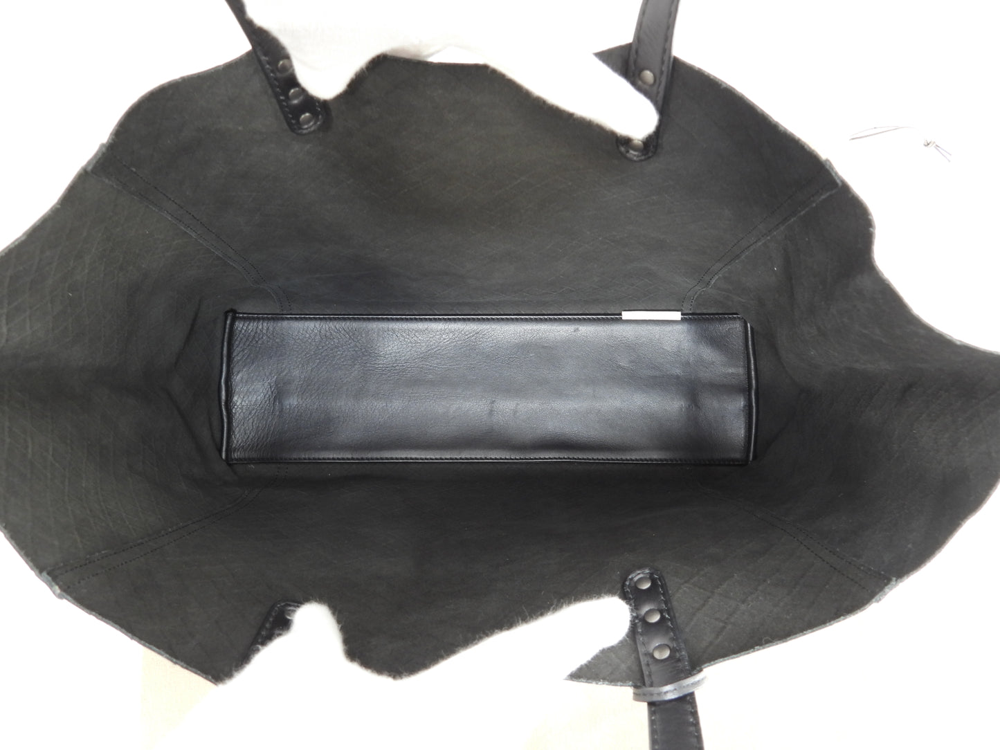 ボッテガヴェネタ トートバッグ中 イントレッチオ レザー黒 ショルダーバッグ 極美品@B01660638G