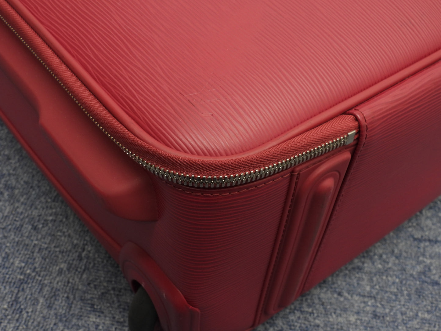 ルイヴィトン ペガス55 M23028 エピ/ピンク 旅行用キャリーバッグ トラベル トロリー@SR1123