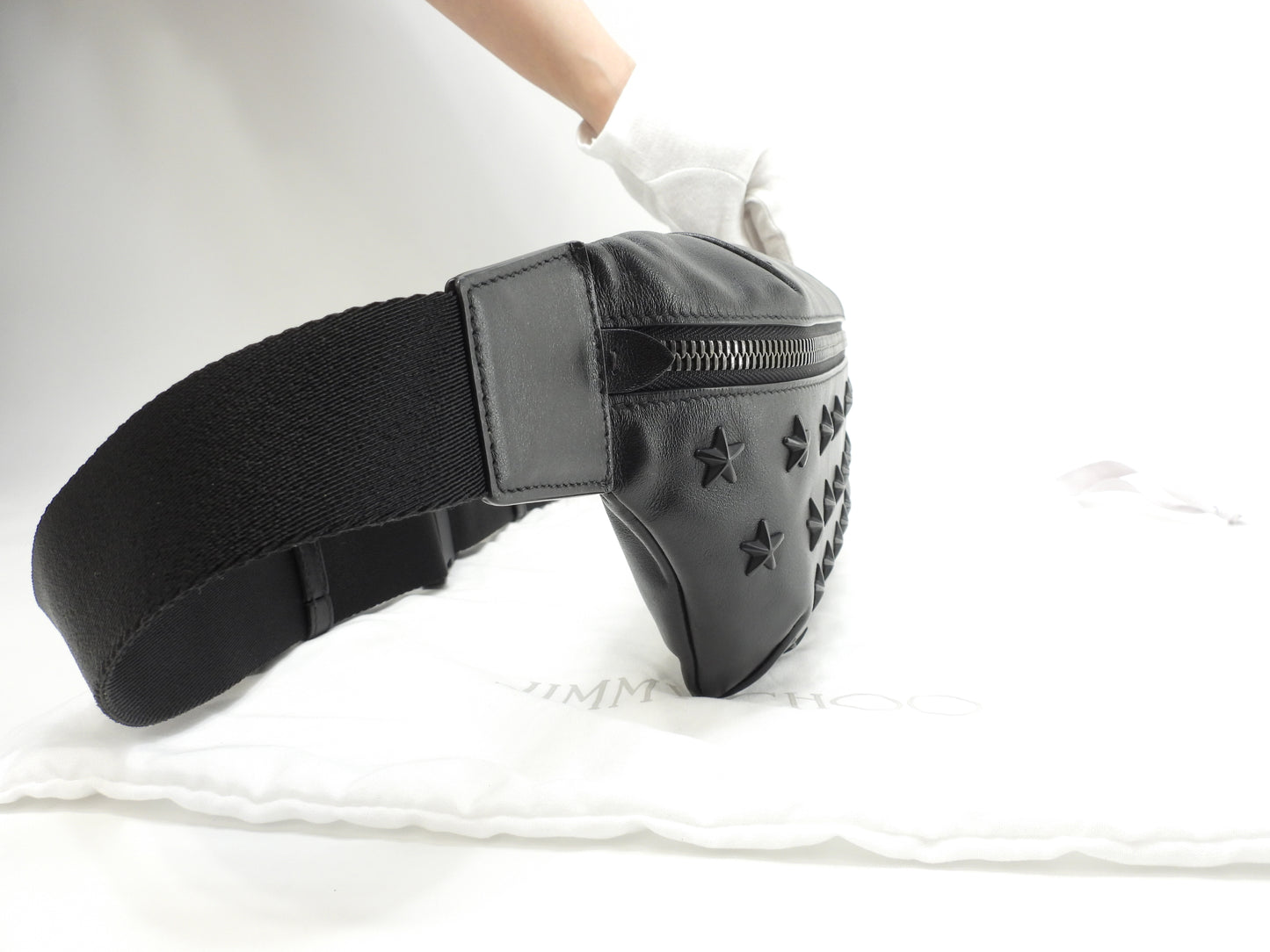 ジミーチュウ フィンズリー 黒星スタッズ レザー黒 ボディバッグ ウエストバッグ 極美品@SYX6RK