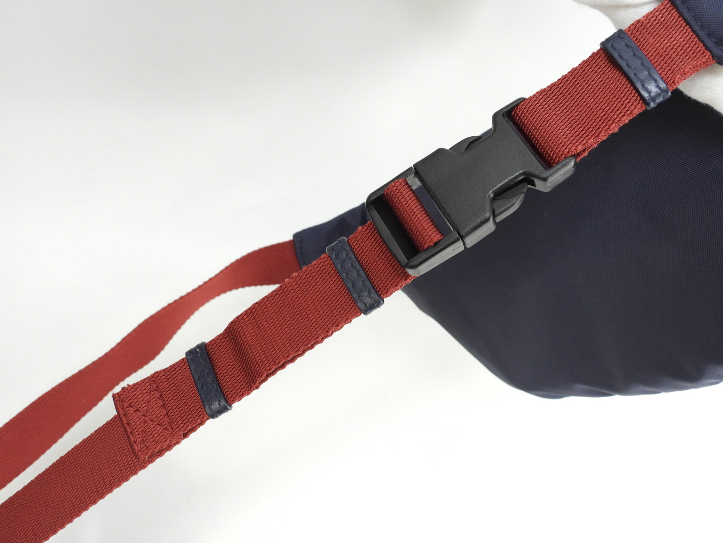 バレンシアガ ベルトバッグ エブリデイ ナイロン紺赤 クロスボディバッグ 極美品@ 49