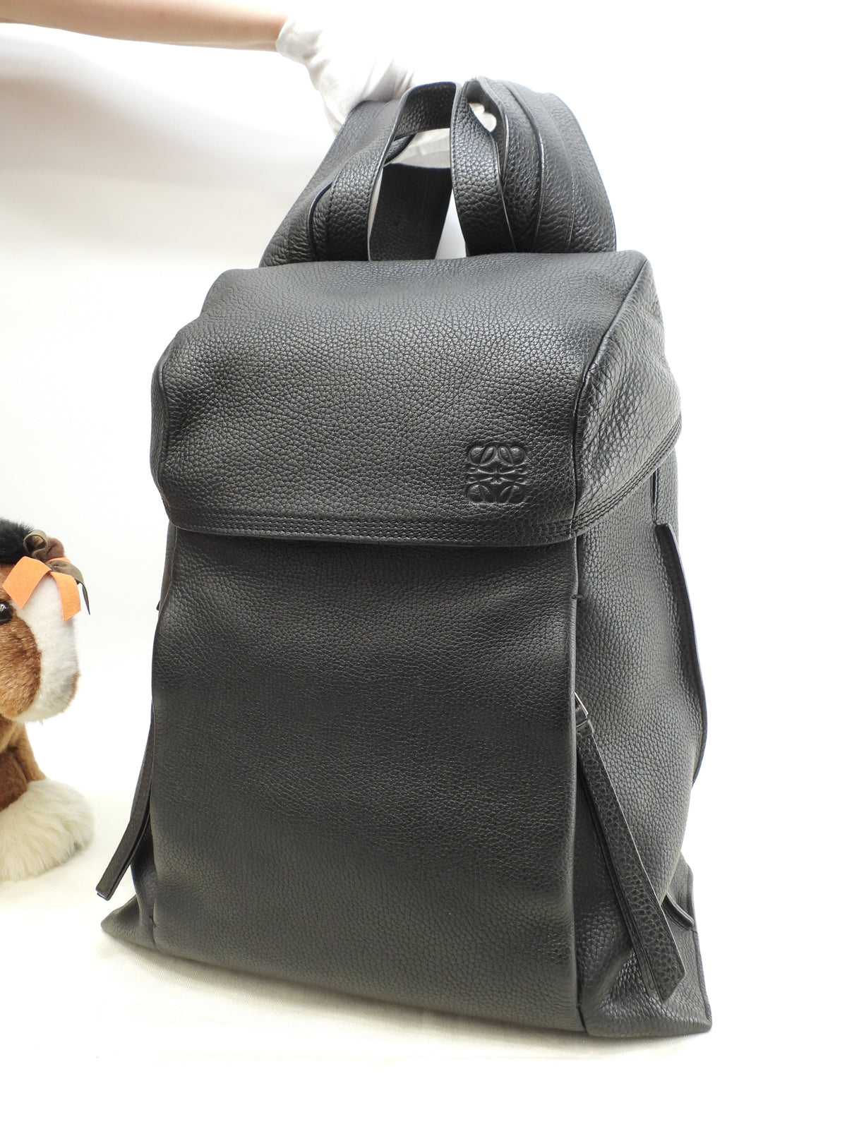 ロエベ Tバックパック 型押レザー黒 メンズリュックサック 極美品@051706