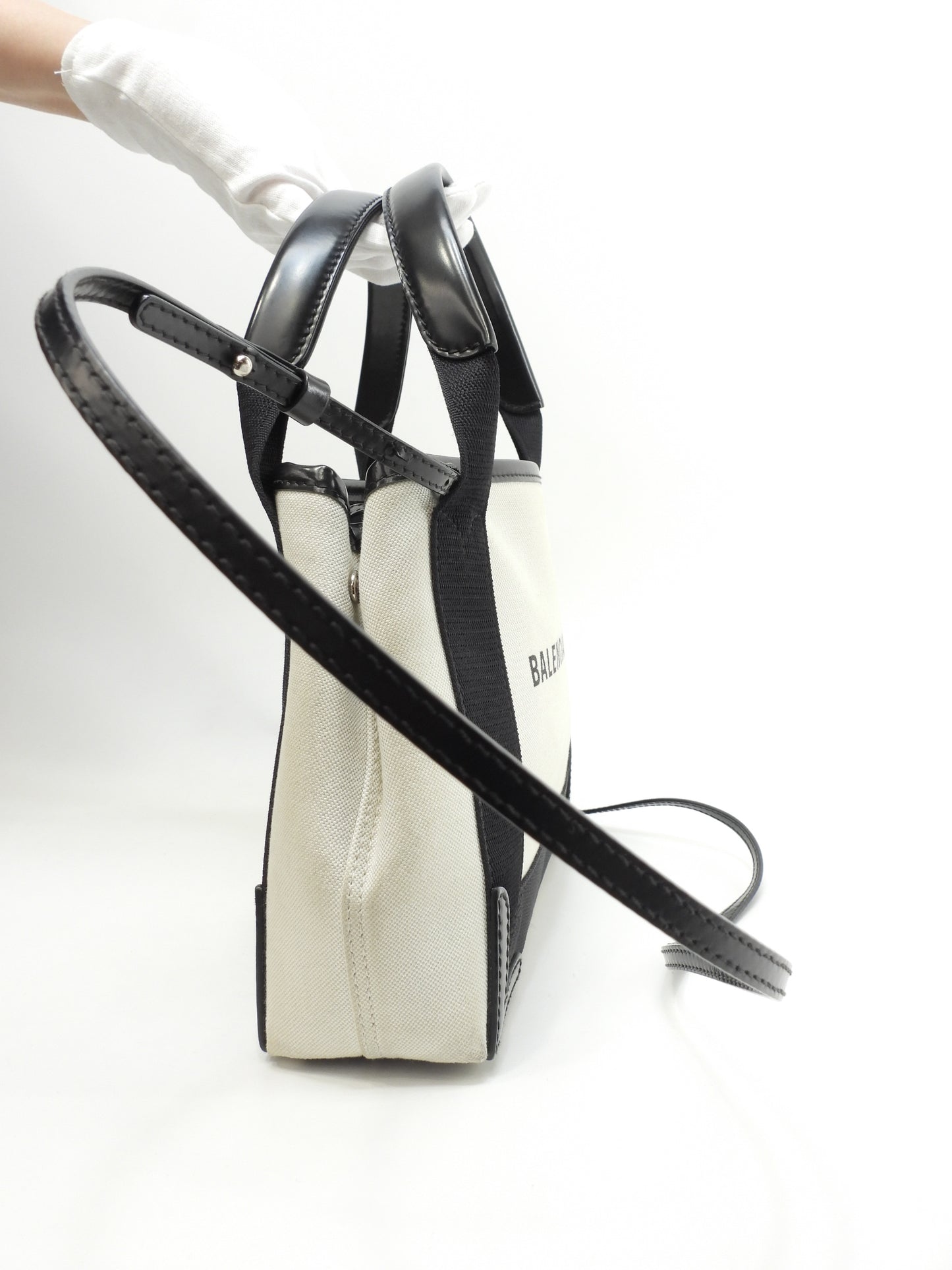 バレンシアガ ネイビーカバXS コットン/レザー 白黒 ポシェット ミニハンドバッグ@ 62