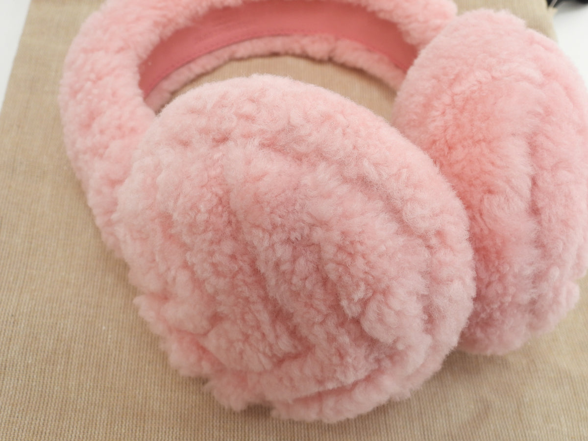 グッチ イヤーマフ シアリングムートン ピンク 耳当て 未使用品@ 1