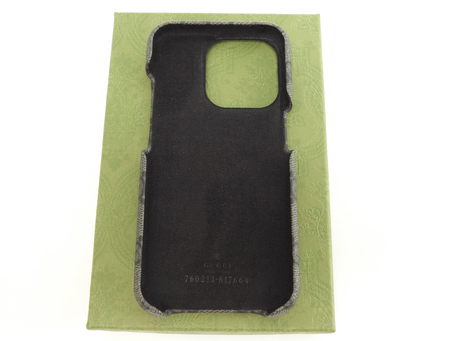 グッチ iPhone15Proケース GGオールド PVC濃灰携帯電話 カバー 760213 新品@ 13