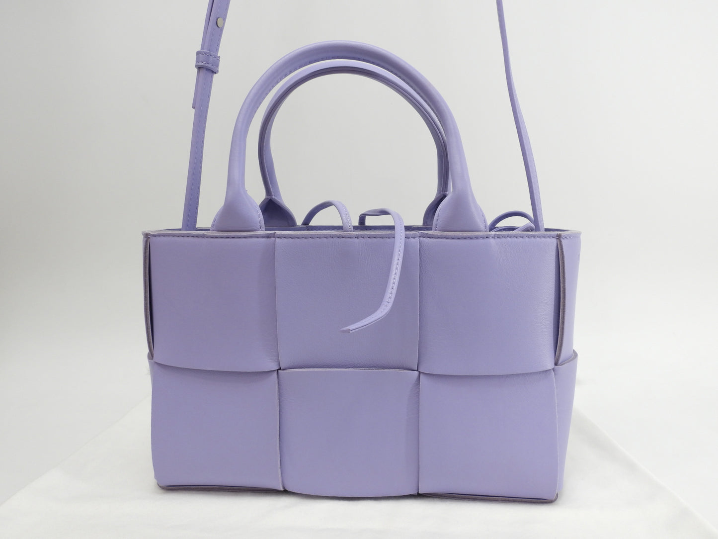 ボッテガヴェネタ ミニトートバッグ アルコ レザー薄紫 s付ハンドバッグ 美品@B10212556N