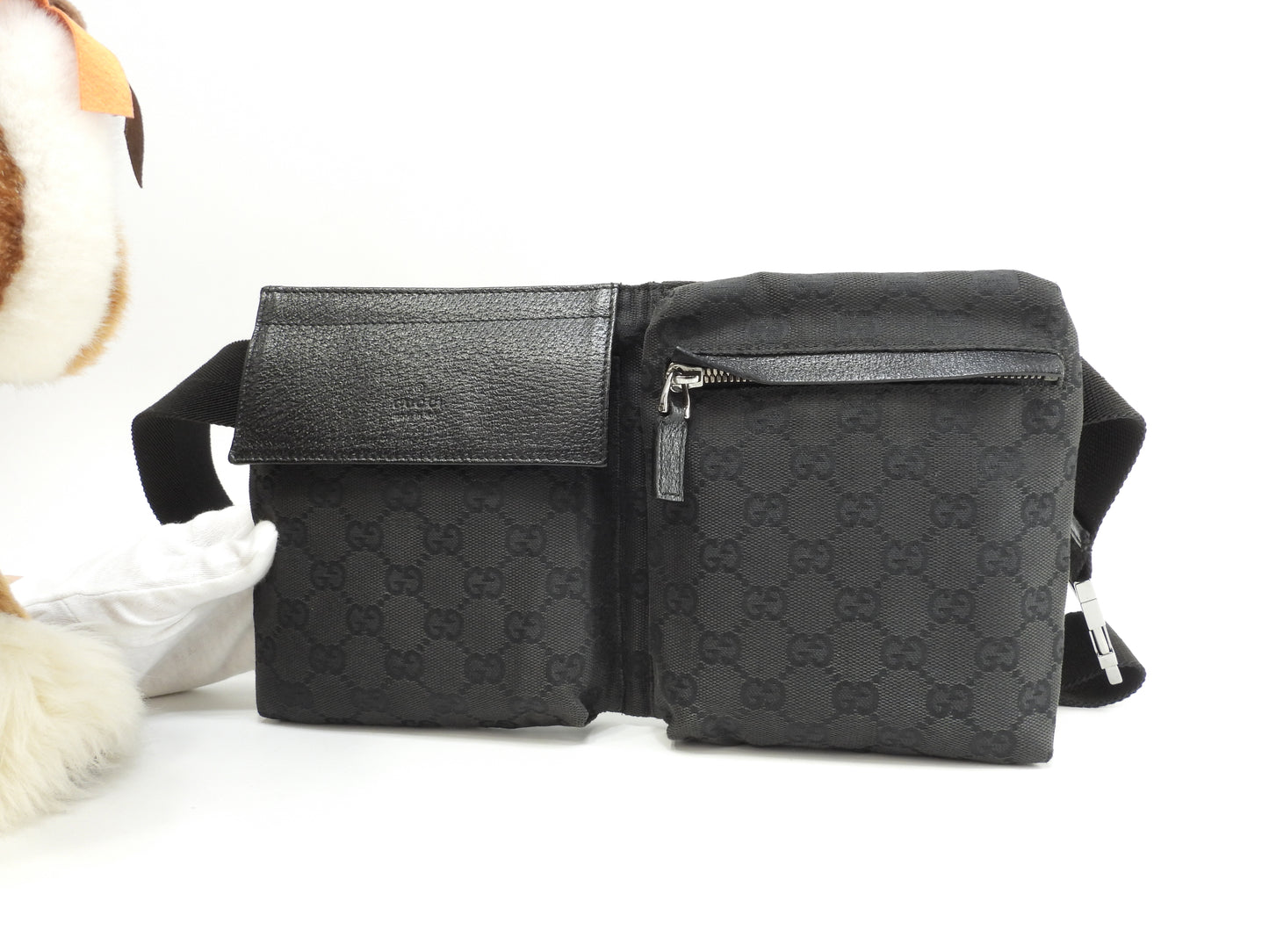 グッチ ベルトバッグ GGシュプリーム コットン黒革 ボディバッグ ウエストバッグ 美品@ 16