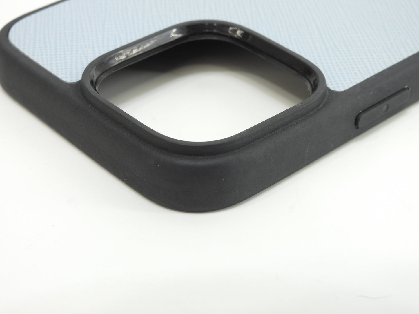 プラダ iphone16proMaxケース サフィアーノ水色 三角金具 アイフォンカバー@ 2