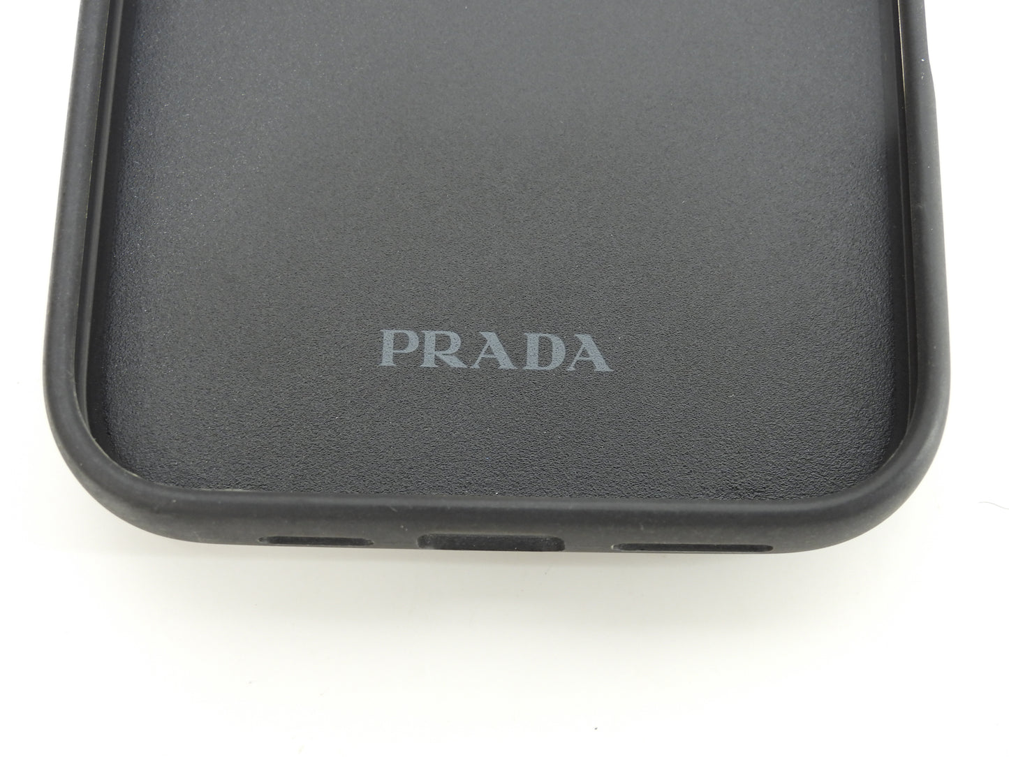 プラダ iphone16proMaxケース サフィアーノ水色 三角金具 アイフォンカバー@ 2