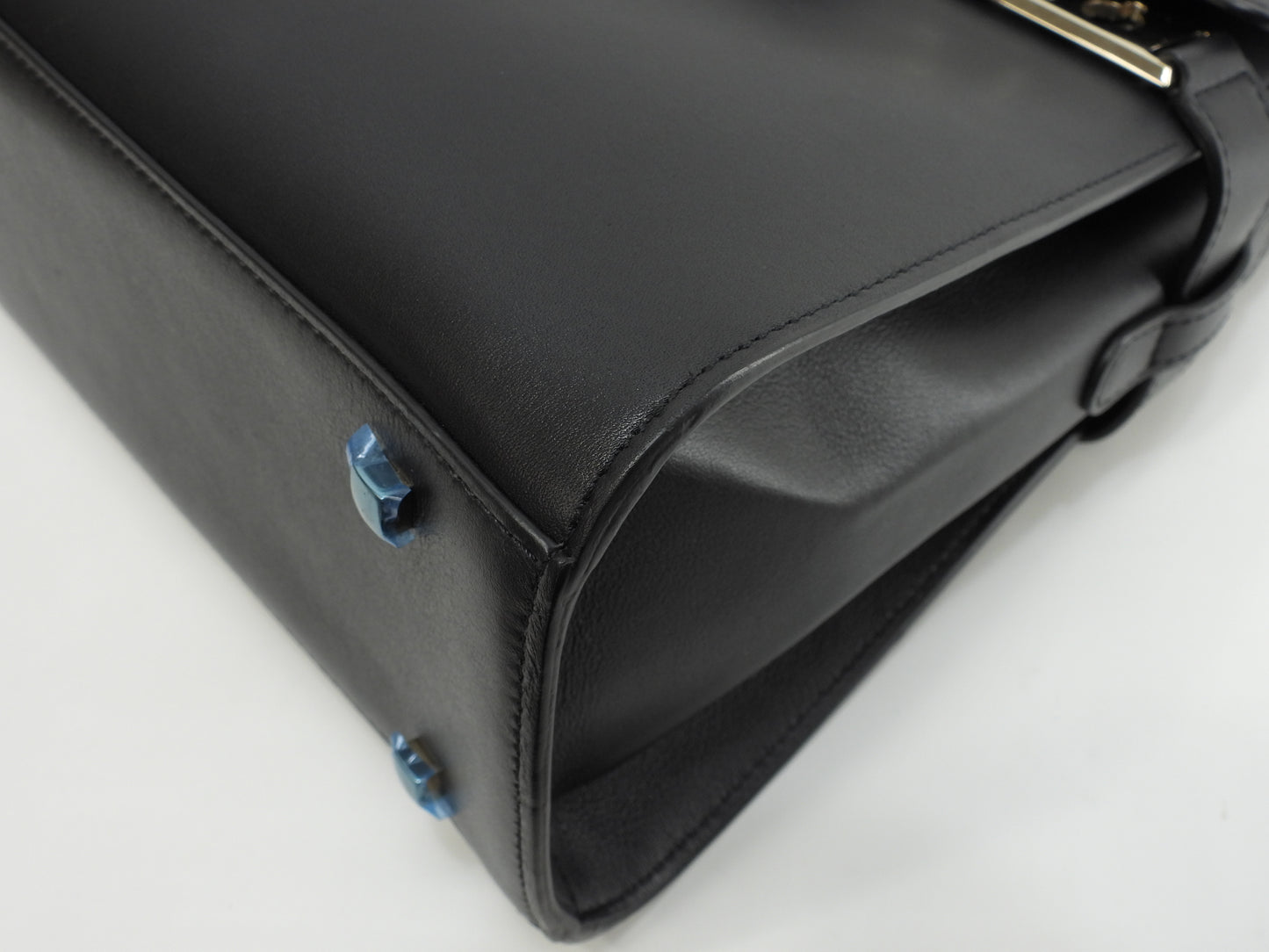 デルボー タンペートGM シルキーカーフレザー 黒 s付ハンドバッグ ケリー型@BO4D