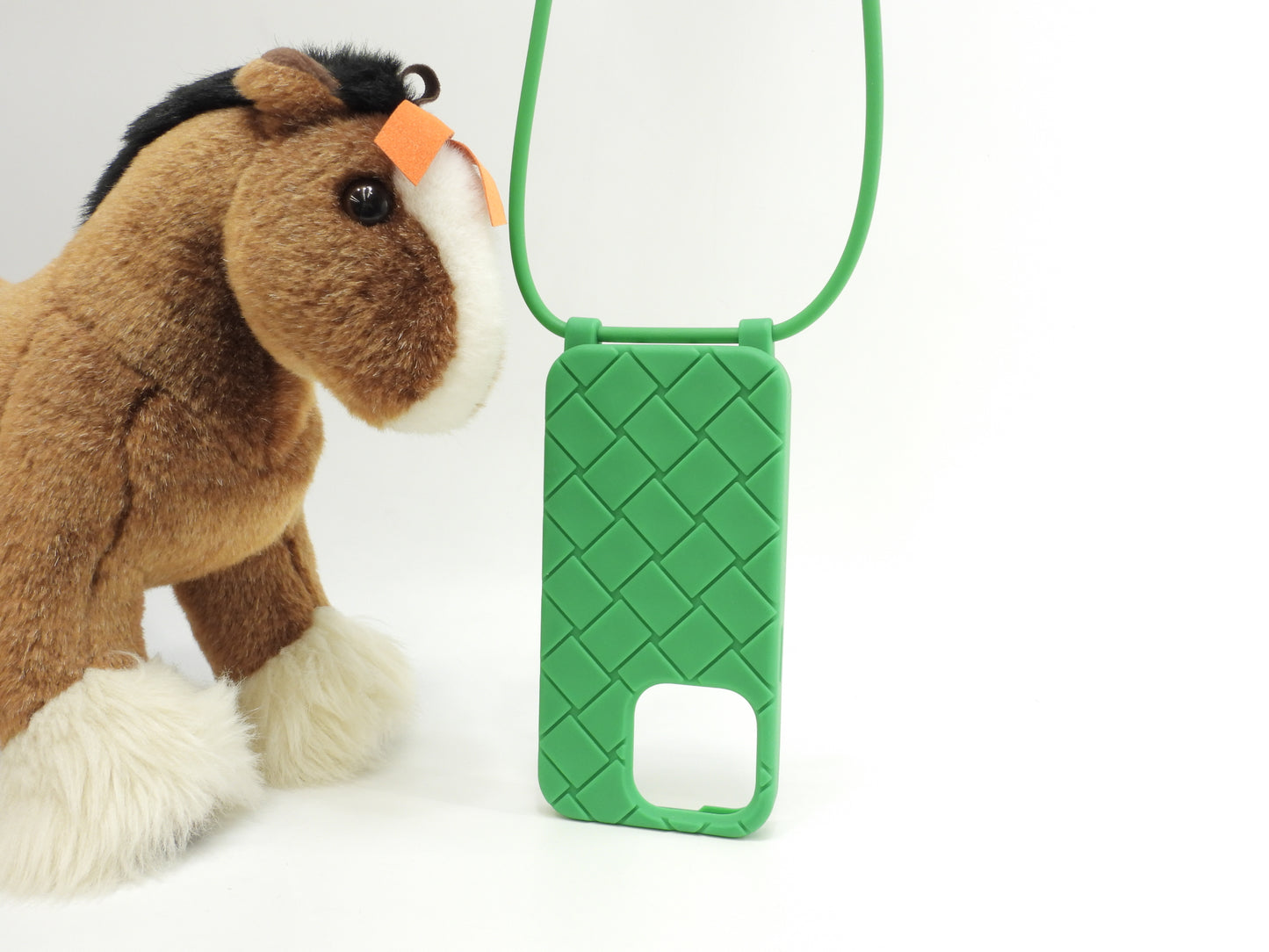 ボッテガヴェネタ s付iphone14Proケース 中イントレチャート シリコン緑 カバー 美品@ 29