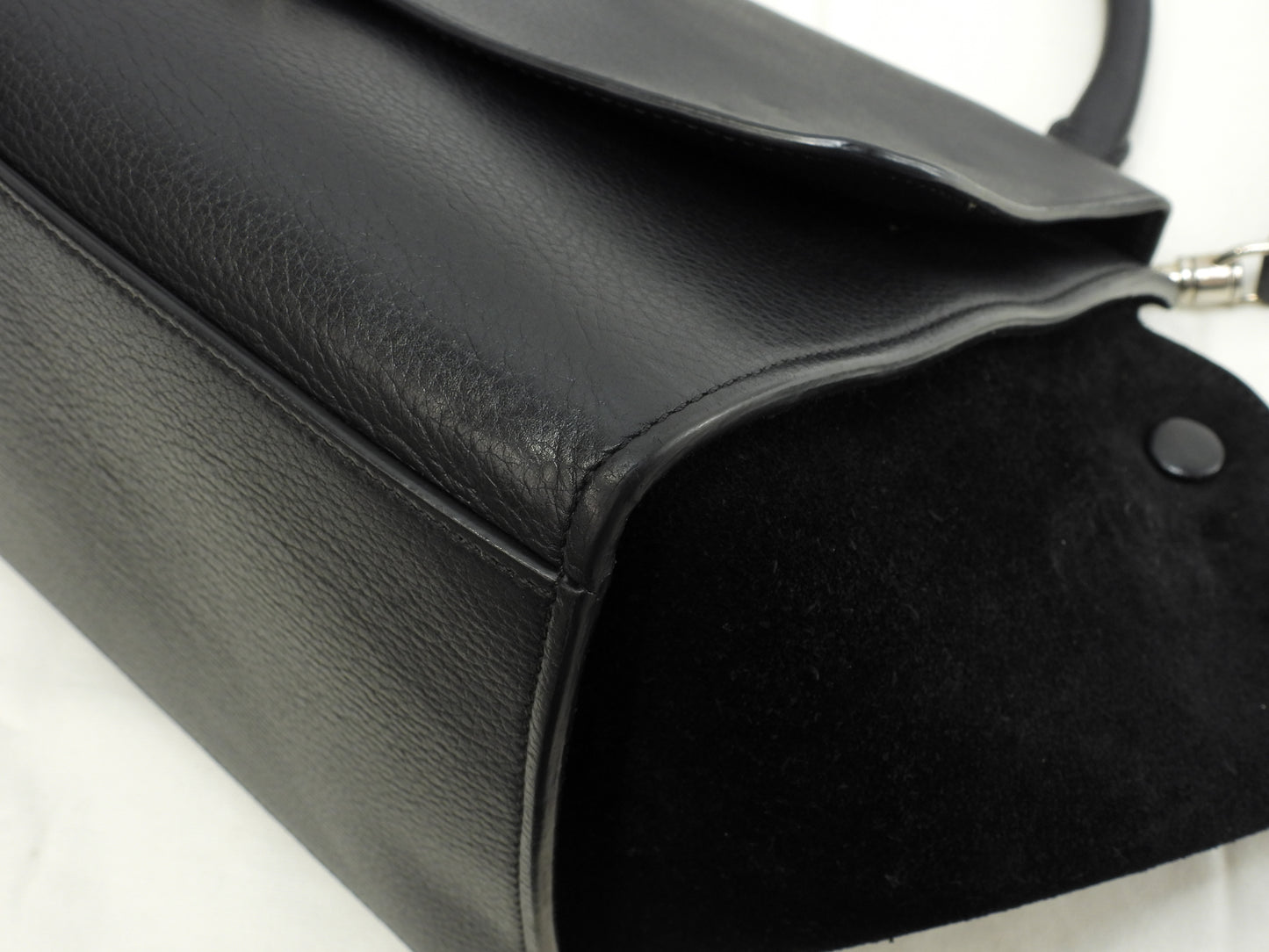 セリーヌ トラペーズ スモール レザー黒 ショルダーストラップ付ハンドバッグ@ 31