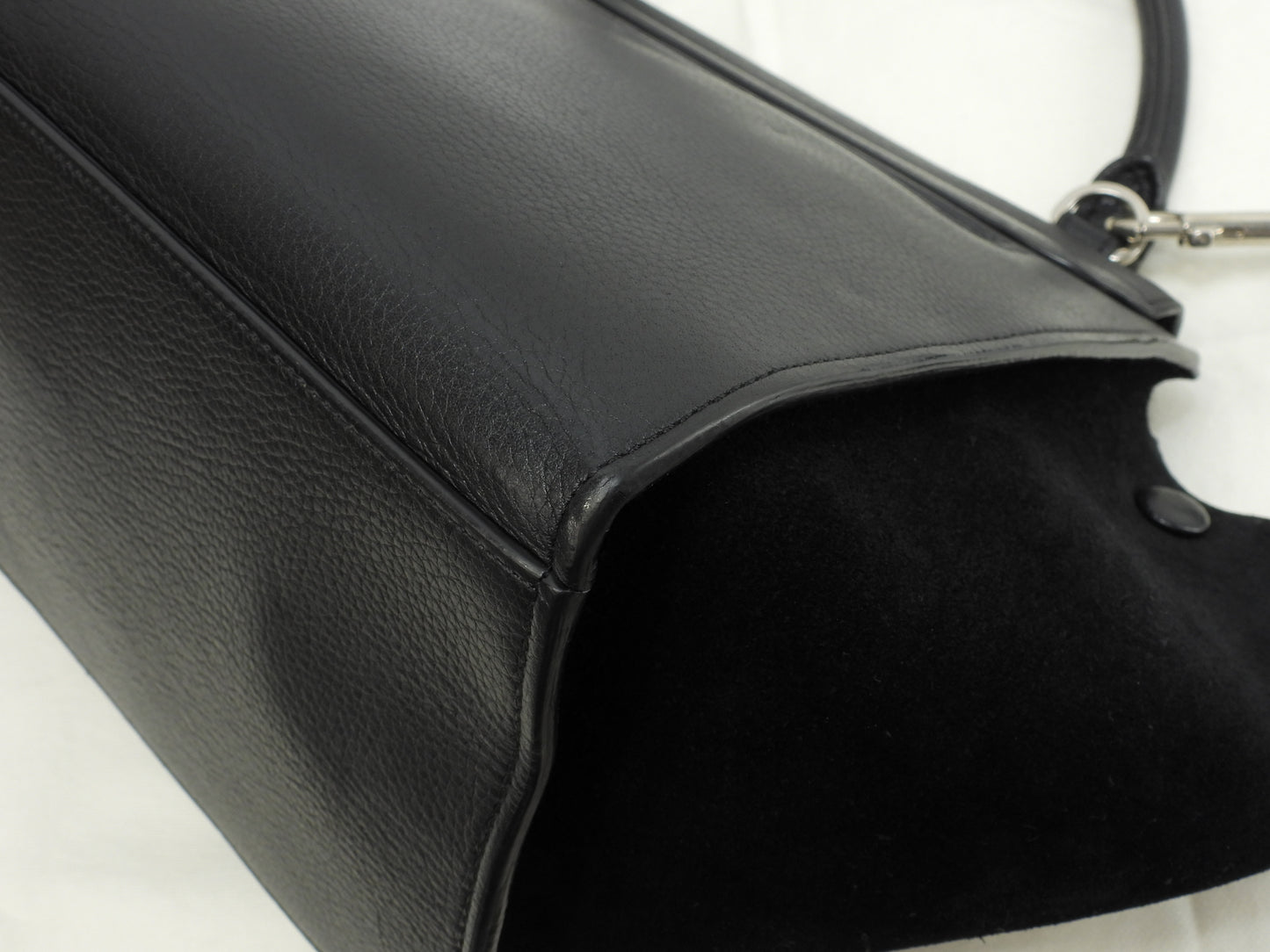 セリーヌ トラペーズ スモール レザー黒 ショルダーストラップ付ハンドバッグ@ 31