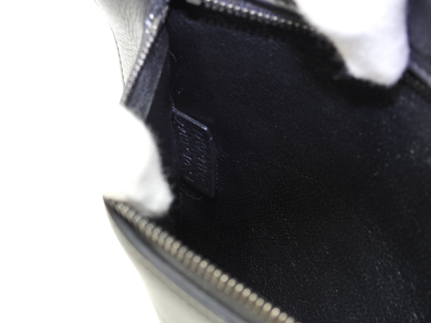 セリーヌ トラペーズ スモール レザー黒 ショルダーストラップ付ハンドバッグ@ 31