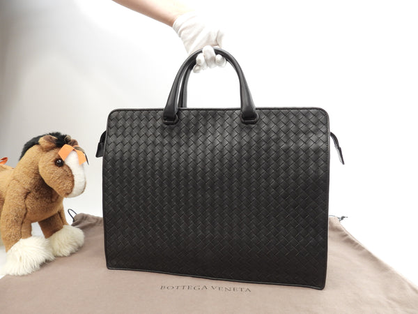 BOTTEGA VENETA イントレチャート ブリーフケース 黒ビジネスバッグ