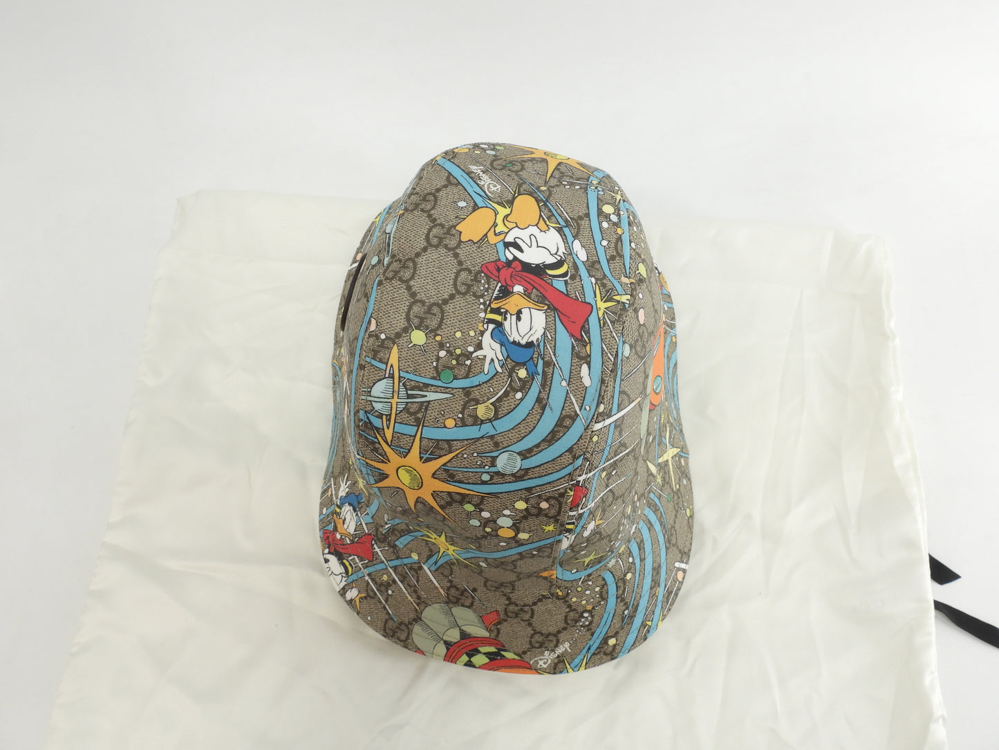 Gucci Hat Disney Collaboration GG Supreme Gray Cap Donald Duck @ 1