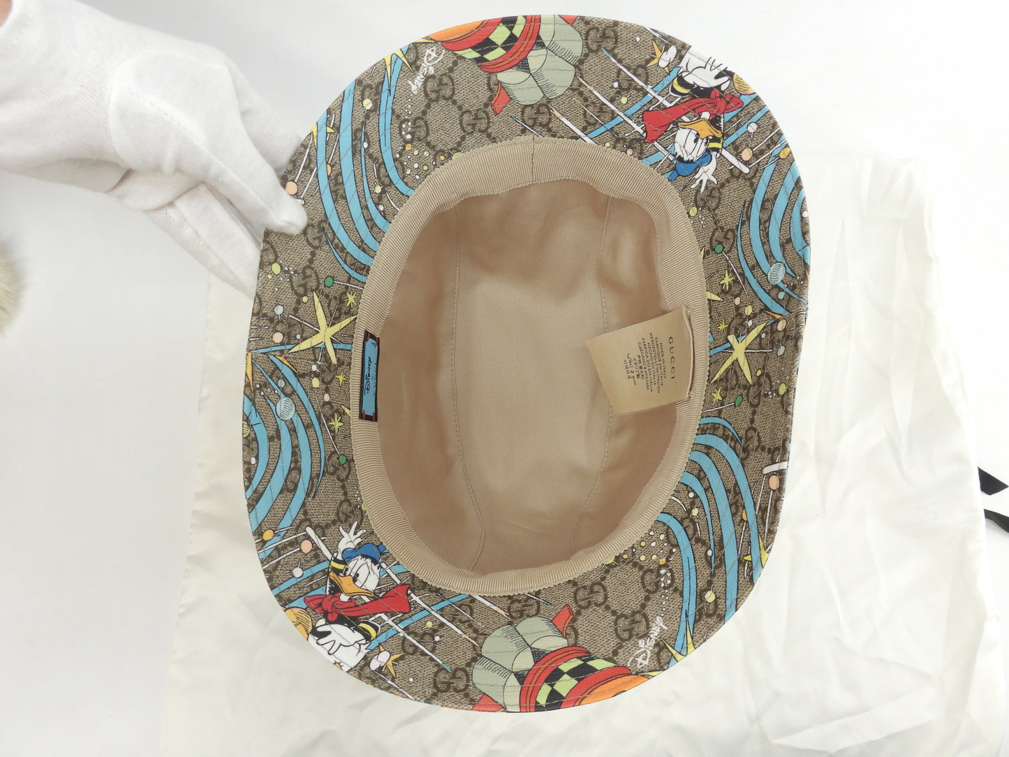 Gucci Hat Disney Collaboration GG Supreme Gray Cap Donald Duck @ 1