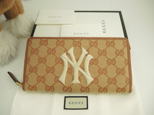 グッチ ロングウォレット ヤンキース GGスプリーム茶 MLBコラボ ジップ長財布 新品@ 5