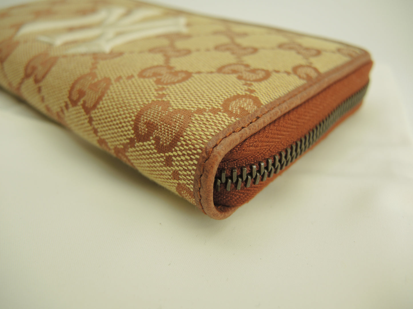 グッチ ロングウォレット ヤンキース GGスプリーム茶 MLBコラボ ジップ長財布 新品@ 5