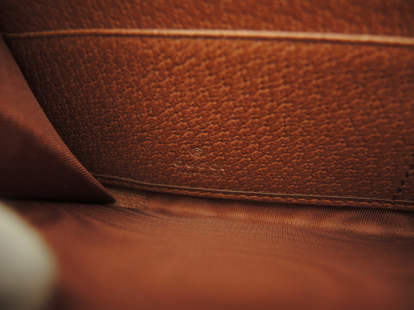 グッチ ロングウォレット ヤンキース GGスプリーム茶 MLBコラボ ジップ長財布 新品@ 5