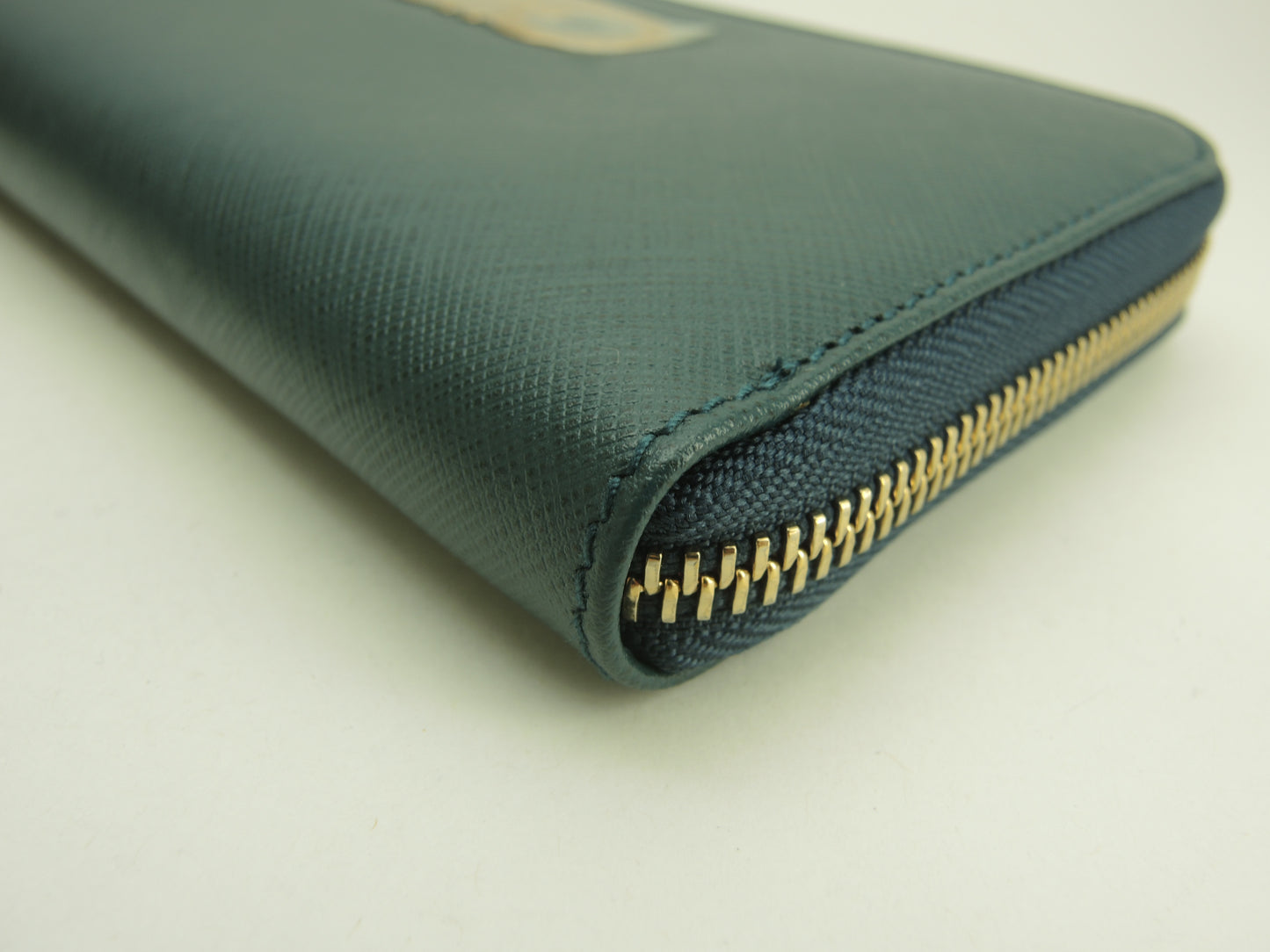 サルヴァトーレフェラガモ ロングウォレット ガンチーニ レザー緑 長財布 未使用@ 22