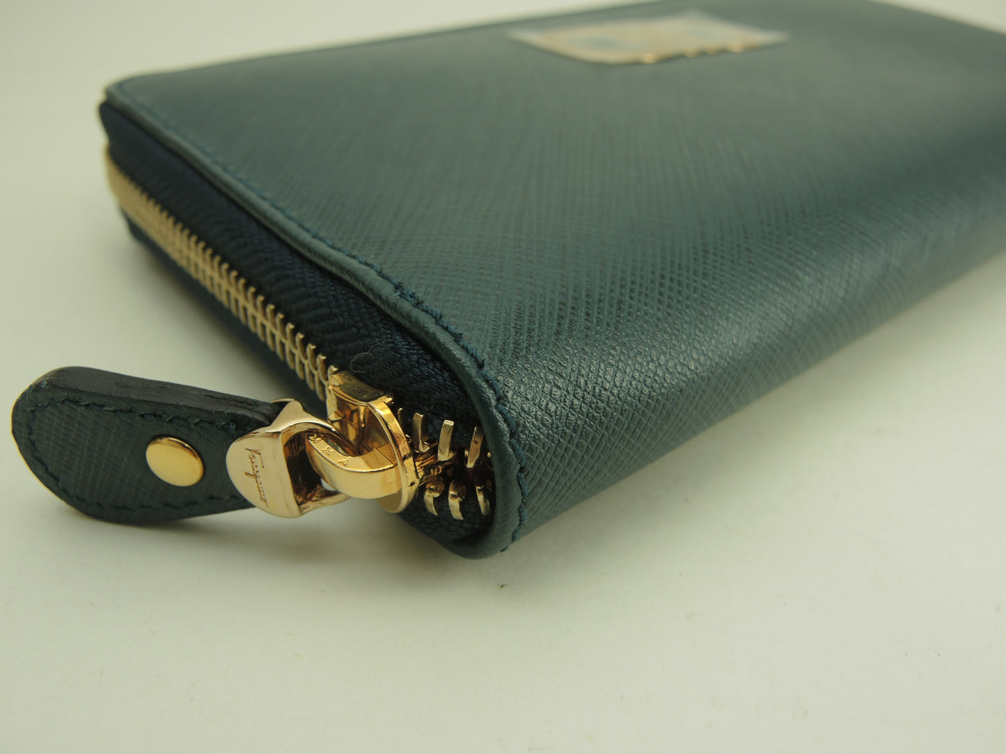 サルヴァトーレフェラガモ ロングウォレット ガンチーニ レザー緑 長財布 未使用@ 22
