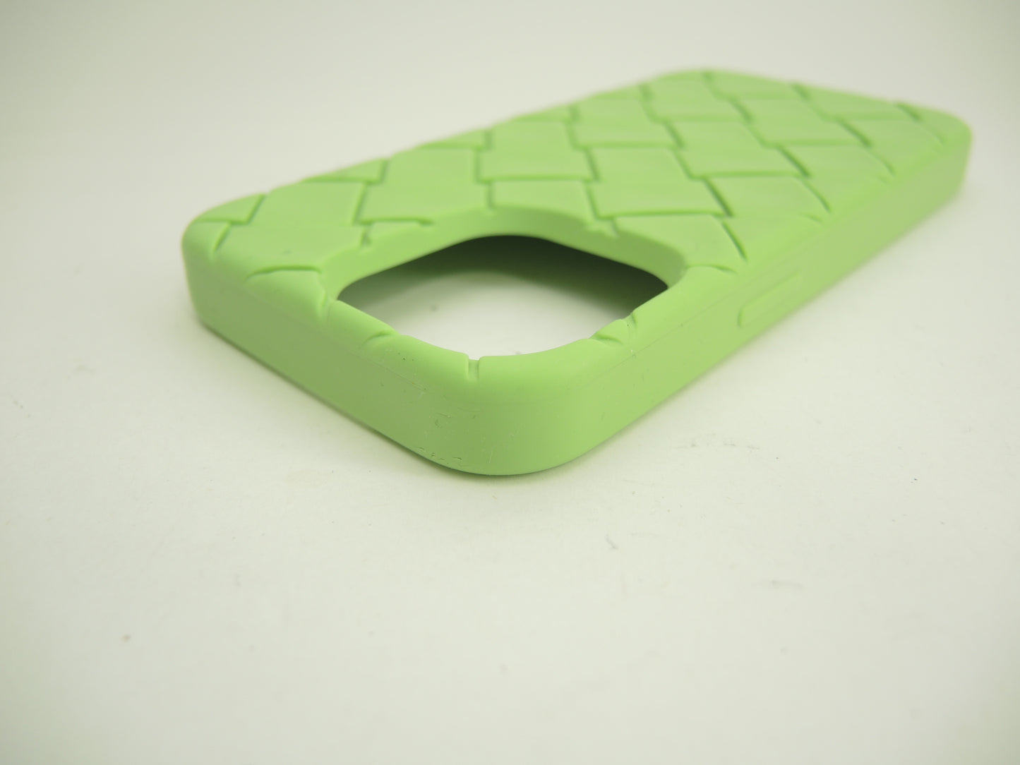 ボッテガヴェネタ iphone14Proケース 中イントレチャート シリコン薄緑 カバー@ 9