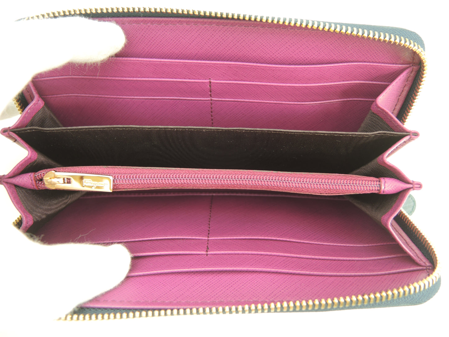 サルヴァトーレフェラガモ ロングウォレット ガンチーニ レザー緑 長財布 未使用@ 22