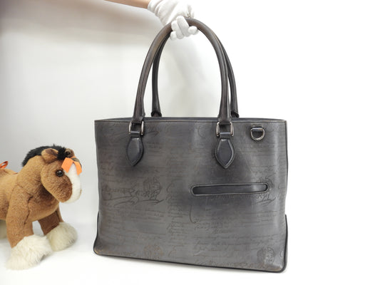 ベルルッティ トゥジュール カリグラフィ レザー濃灰 トートバッグ@A1200P