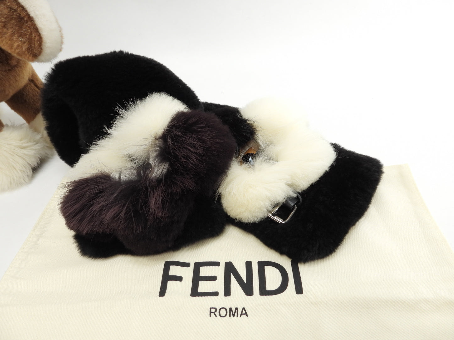 フェンディ ネックウォーマー ラパン 黒 ラビットファー 襟巻 美品@ 4
