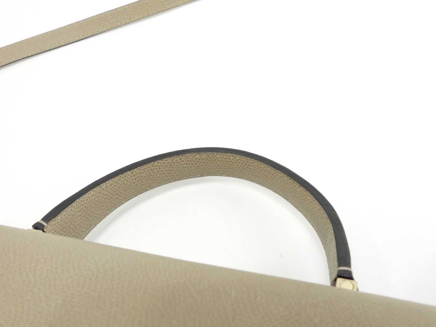 ヴァレクストラ イジィデ ミディアム 型押レザー灰 ストラップ付ハンドバッグ 美品@ 4