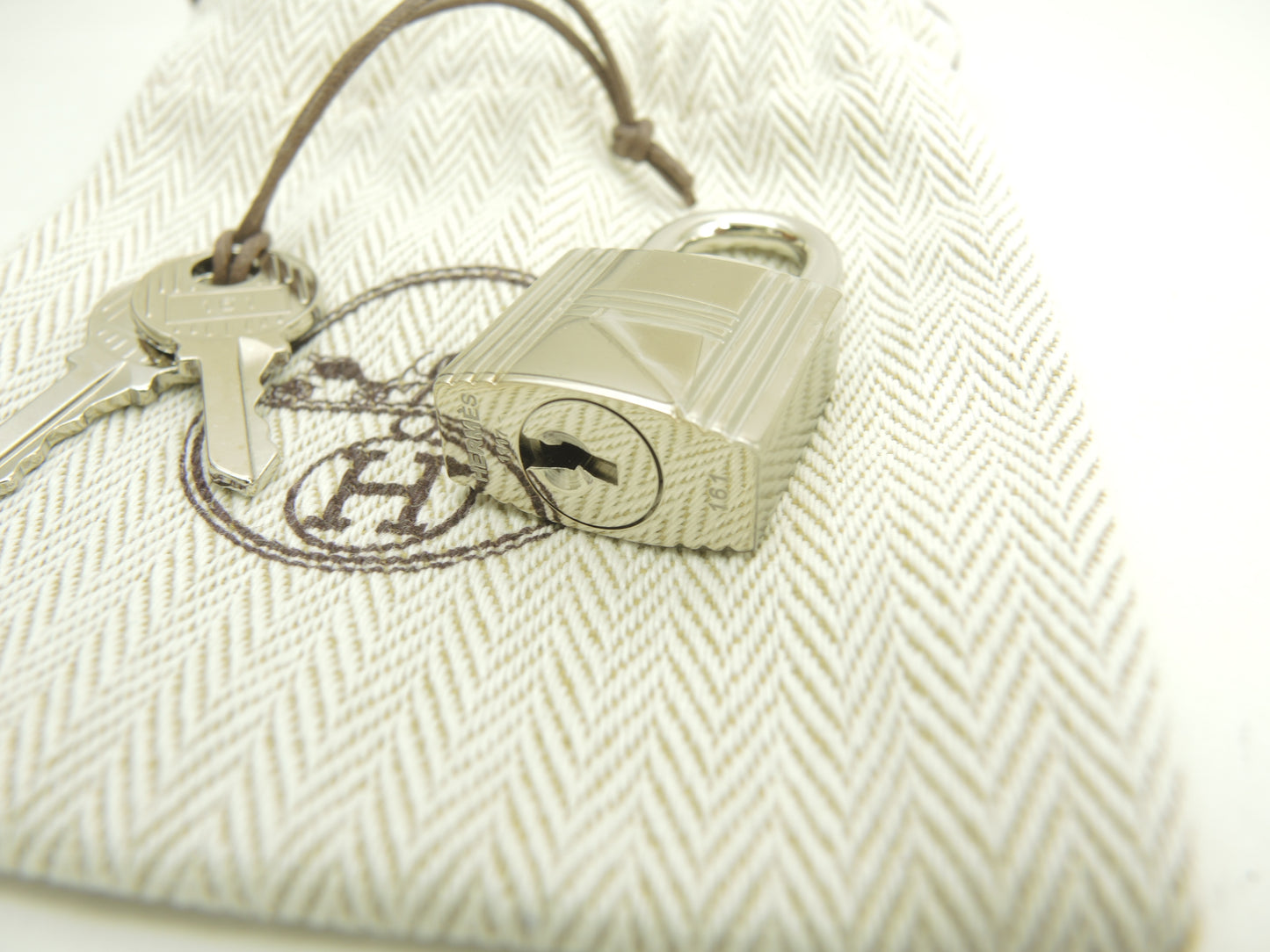 エルメス 南京錠 鍵2個 シャインシルバー パドロック キー 161 新品@ 201
