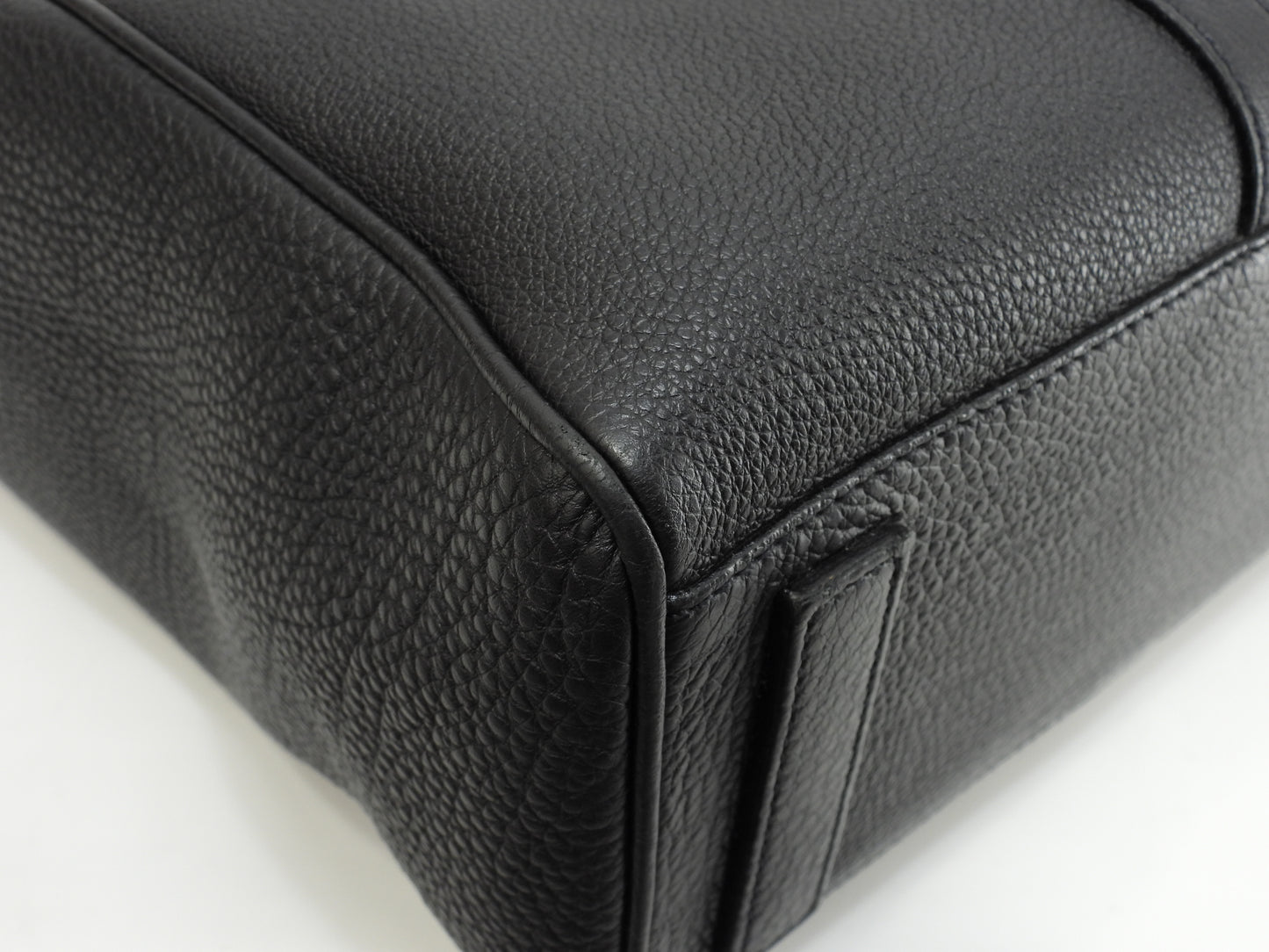 プラダ トートバッグ 三角プレート トリヨンレザー黒 メンズハンドバッグ大 美品@718