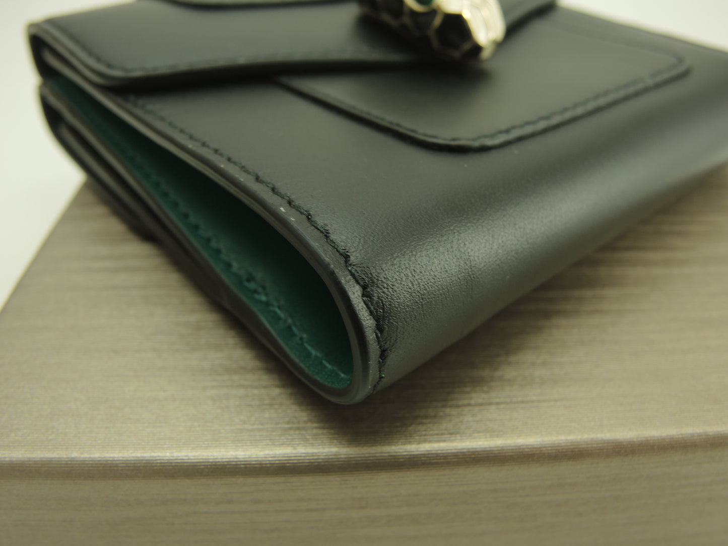 ブルガリ Wホック三折財布 セルペンティ レザー黒 フォーエバー スモールウォレット 未使用@ 14