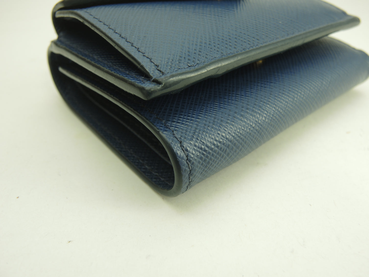 プラダ ミニウォレット メタルロゴ サフィアーノ濃青 3折スモール財布 美品@181E