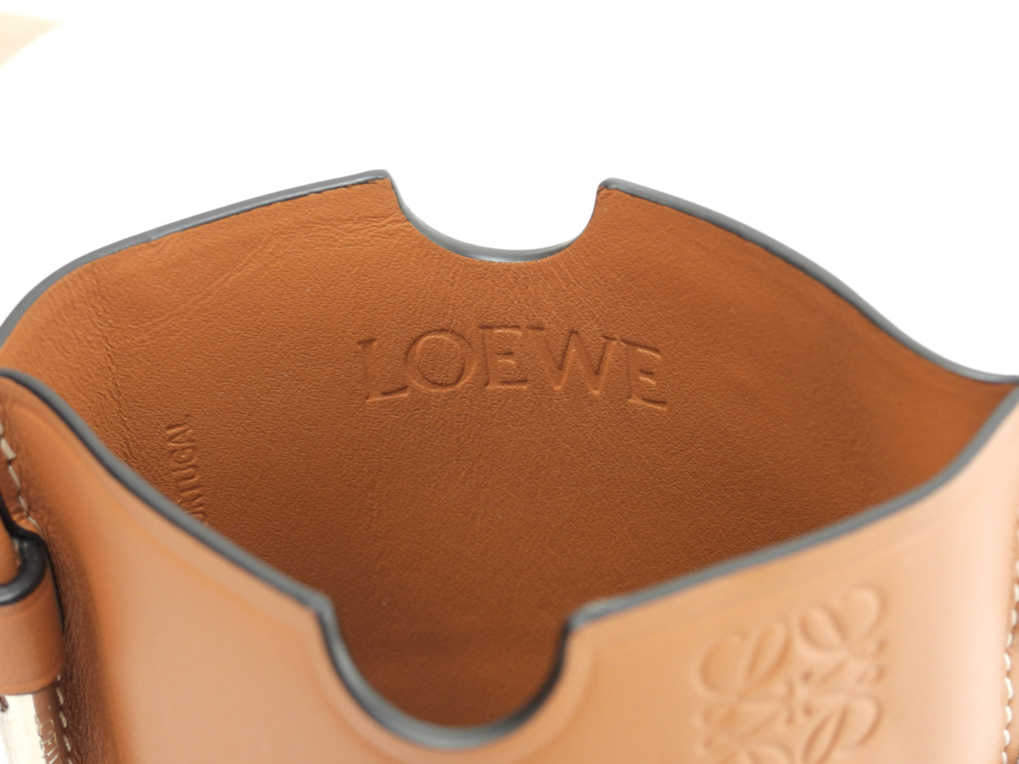 ロエベ フォンケース ゲートポケット レザー茶 ミニポシェットバッグ 未使用@822421