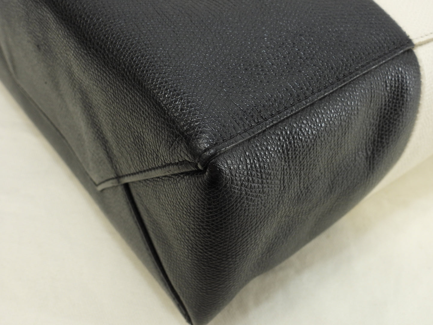 セリーヌ カバスモール ヴェルティカル レザー白黒 ポシェット トートバッグ ハンドバッグ@S-GA-0156