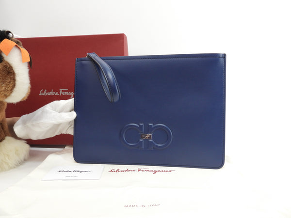 サルヴァトーレフェラガモ クラッチバッグ スムースレザー 青 セカンド  