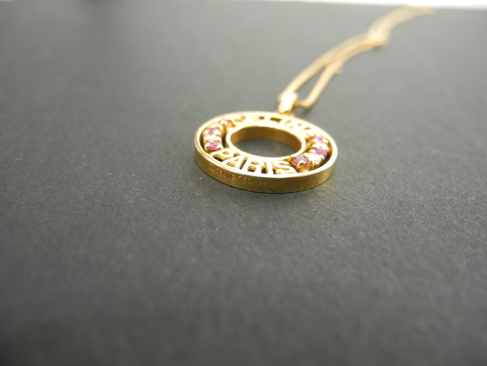 セリーヌ ネックレス K18ダイヤ入 サークルロゴ ペンダント  